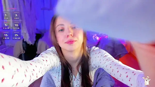 Goldy Grace  online show from March 4, 12:12 pm