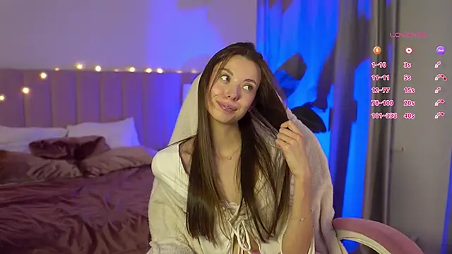 Goldy Grace  online show from September 19, 11:44 am