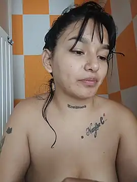 pocahonta89 online show from December 2, 11:45 pm