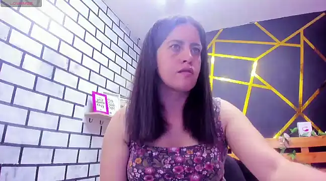 kathina giraldo online show from December 30, 12:52 pm