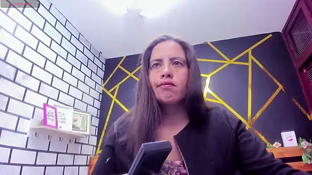 kathina giraldo online show from January 15, 12:36 pm