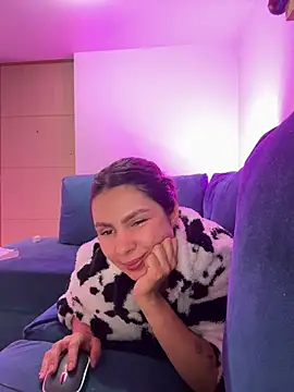 Snapshot of SofiaG_ chatting on January 25, 2:36 pm SofiaG online show from January 25, 2:36 pm