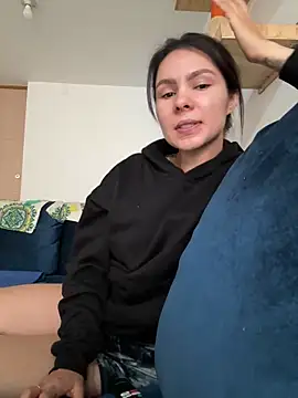 Snapshot of SofiaG_ chatting on February 7, 2:37 pm SofiaG online show from February 7, 2:37 pm