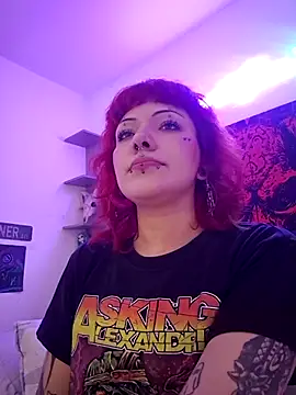 Snapshot of Sarah-Stoner chatting on June 25, 5:12 am Sarah-Stoner online show from June 25, 5:12 am