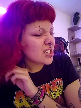 Snapshot of Sarah-Stoner chatting on June 30, 6:42 pm Sarah-Stoner online show from June 30, 6:42 pm