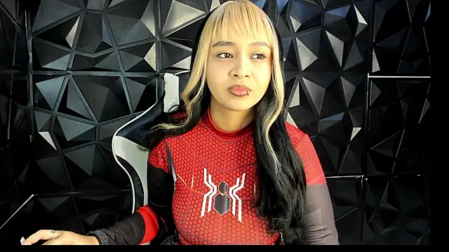 HelueHorny13 online show from October 27, 6:17 am