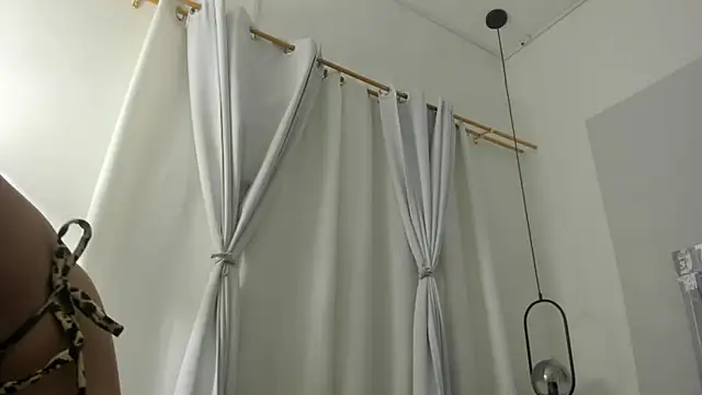 Gabriela Lopez1 online show from December 16, 1:53 am