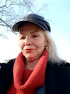 CassandraSandra44 online show from March 19, 1:07 pm