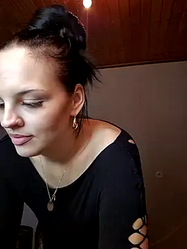 Jujuicy 97 online show from January 10, 8:18 am