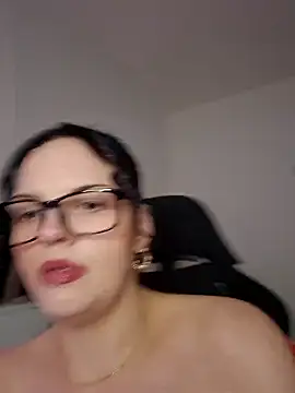 Jujuicy 97 online show from December 15, 9:08 pm