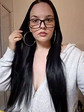 Jujuicy 97 online show from January 18, 4:00 pm