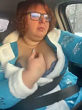 Snapshot of Tania-myr87_ZD chatting on December 25, 3:40 am Tania-myr87 ZD online show from December 25, 3:40 am