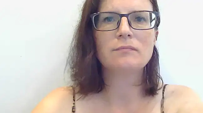 CrimsonMistress online show from January 6, 4:47 am