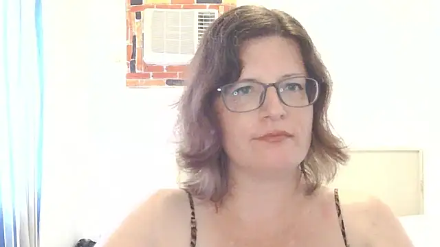 CrimsonMistress online show from May 19, 1:56 am