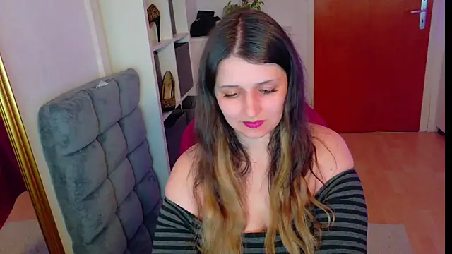 Snapshot of jenna-sxy19 chatting on October 2, 4:14 pm jenna-sxy19 online show from October 2, 4:14 pm