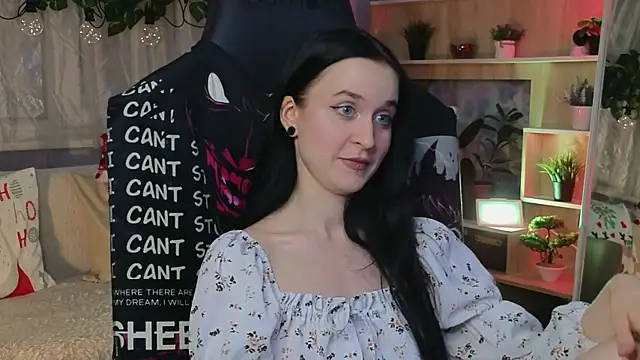 KiraLiLime online show from March 2, 10:16 pm