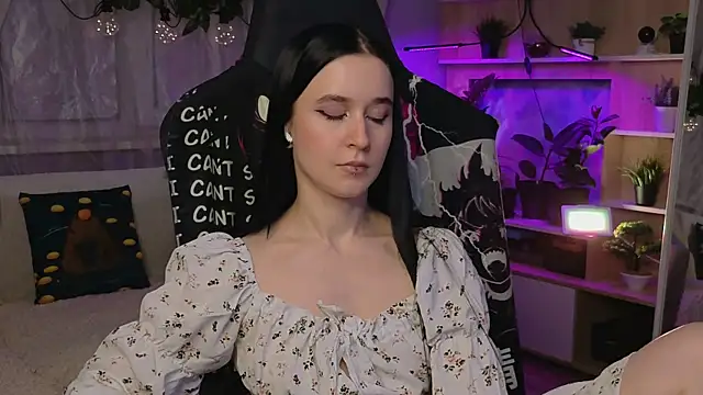 KiraLiLime online show from March 22, 9:42 pm