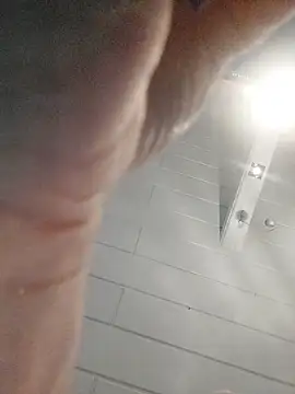 Greyhound70 online show from January 19, 8:40 am