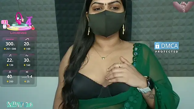 Snapshot of sameeksha_9 chatting on July 14, 11:32 pm sameeksha 9 online show from July 14, 11:32 pm