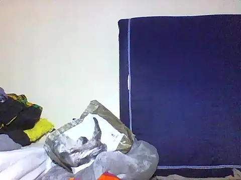 Snapshot of Sweet-piie chatting on February 9, 4:40 pm Sweet-piie online show from February 9, 4:40 pm