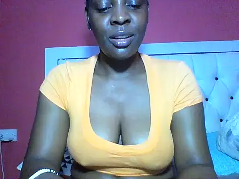 Snapshot of Sweet-piie chatting on September 25, 6:33 pm Sweet-piie online show from September 25, 6:33 pm