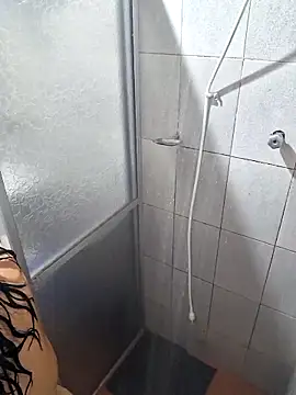 Snapshot of Sweet-diamondxxx chatting on November 14, 1:32 pm Sweet-diamondxxx online show from November 14, 1:32 pm