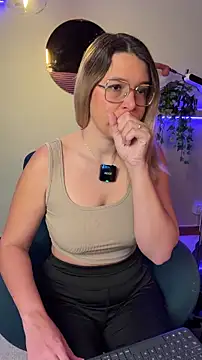 EmyLana online show from March 17, 8:17 am