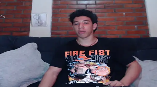 Snapshot of ethan_noir chatting on January 14, 11:27 pm ethan noir online show from January 14, 11:27 pm