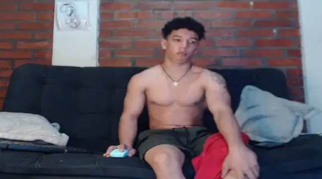 Snapshot of ethan_noir chatting on January 19, 7:46 am ethan noir online show from January 19, 7:46 am