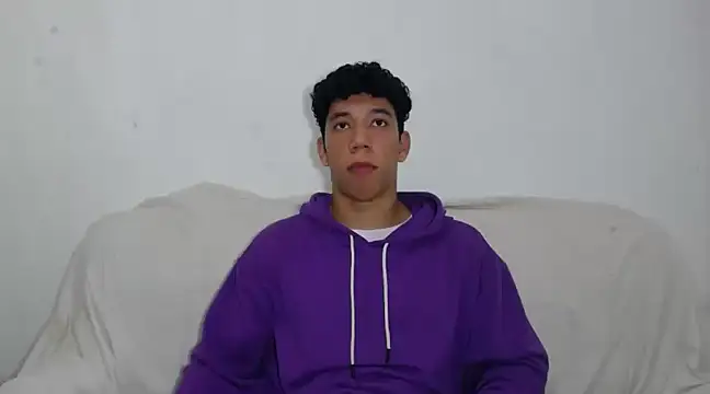 Snapshot of ethan_noir chatting on February 22, 7:58 pm ethan noir online show from February 22, 7:58 pm