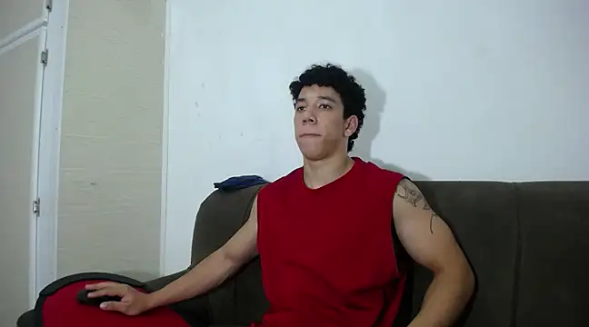 Snapshot of ethan_noir chatting on February 24, 10:58 pm ethan noir online show from February 24, 10:58 pm