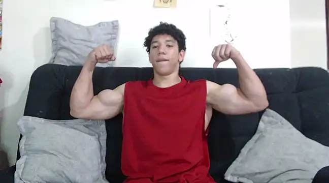 Snapshot of ethan_noir chatting on March 7, 8:11 pm ethan noir online show from March 7, 8:11 pm