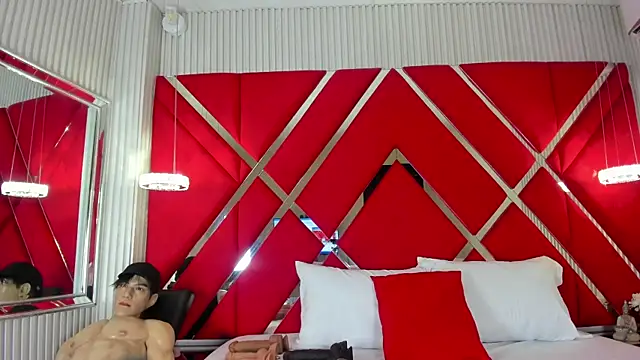 SusanCouper online show from May 29, 10:52 pm