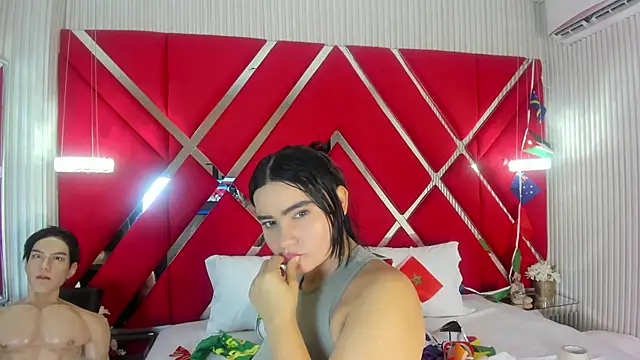 SusanCouper online show from June 11, 10:19 pm