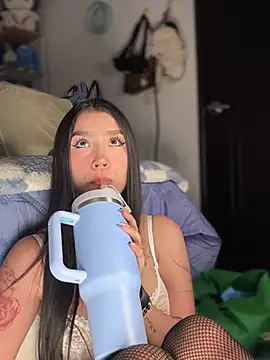 -Loren- online show from May 28, 12:02 pm