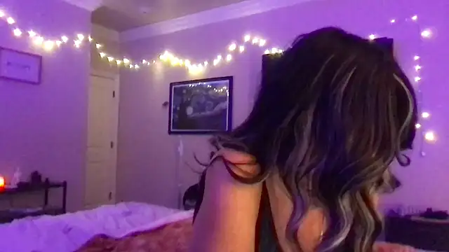 karrmmaa online show from February 1, 11:58 pm