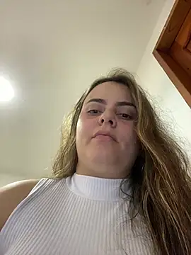Im Amelia online show from June 7, 7:17 pm