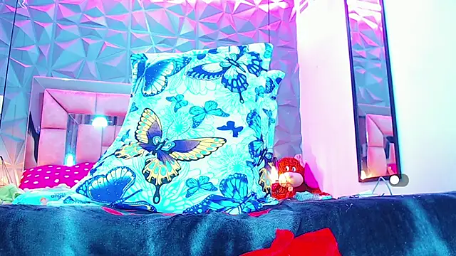 Doll IvannaTs online show from December 22, 6:06 am