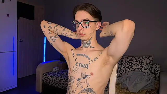 anahori  simon online show from March 18, 4:15 am