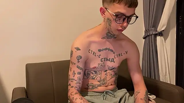 anahori  simon online show from March 6, 12:45 pm