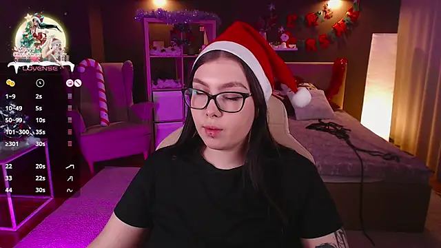 Snapshot of Arizonaa_Muse chatting on December 23, 3:33 pm Arizonaa Muse online show from December 23, 3:33 pm