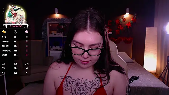 Snapshot of Arizonaa_Muse chatting on January 4, 3:28 pm Arizonaa Muse online show from January 4, 3:28 pm