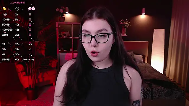 Snapshot of Arizonaa_Muse chatting on March 13, 12:27 am Arizonaa Muse online show from March 13, 12:27 am
