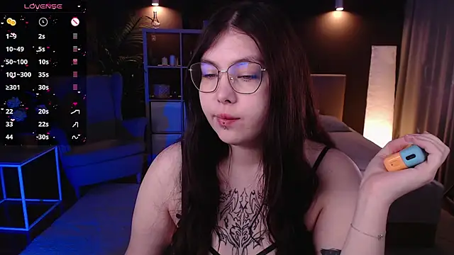 Snapshot of Arizonaa_Muse chatting on September 21, 1:07 am Arizonaa Muse online show from September 21, 1:07 am