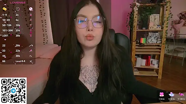 Arizonaa Muse online show from February 19, 7:37 am