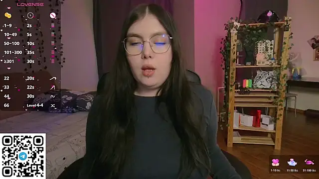 Arizonaa Muse online show from March 8, 1:26 pm