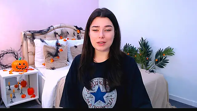  Sun Shy  online show from November 5, 1:22 pm