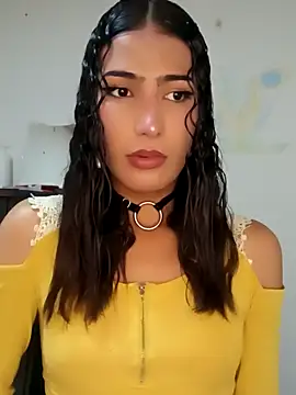 Lanna hott  online show from March 11, 9:04 pm