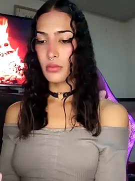 Lanna hott  online show from October 11, 10:30 pm