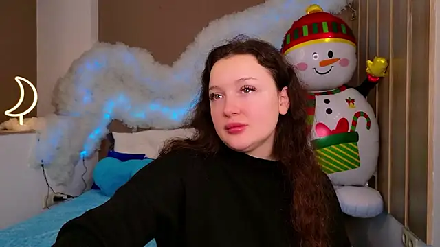 Snapshot of GloriNichols chatting on December 14, 6:08 am GloriNichols online show from December 14, 6:08 am